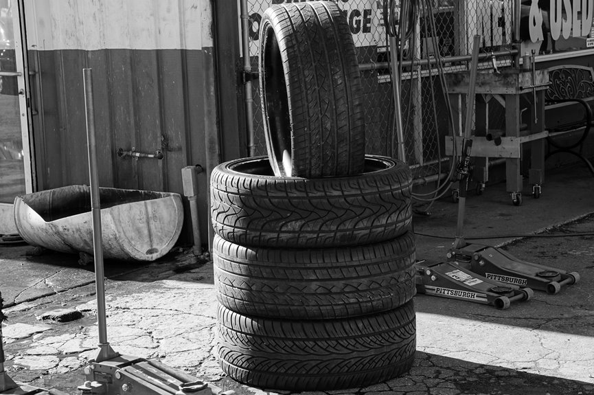 standard wheelbarrow tire size